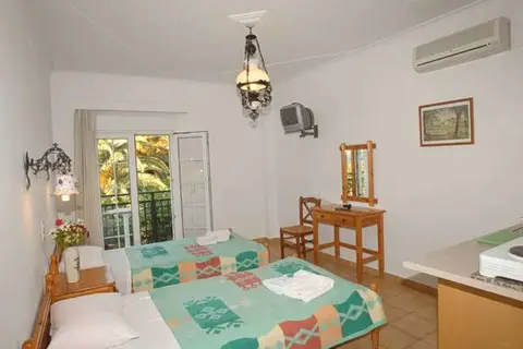 Villa Vicky Studios in Πέτρα — foto 14