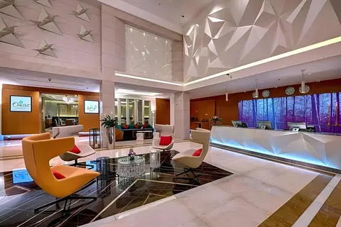 Royal Continental Hotel in Dubai — foto 17