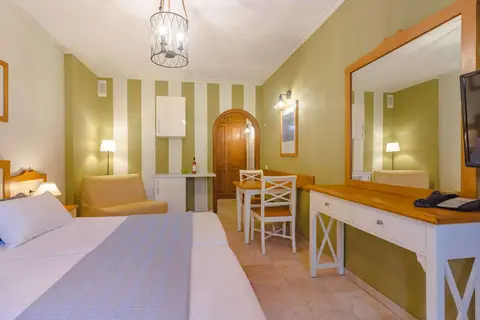 Klayman Olivina Aparthotel in Arona — foto 30