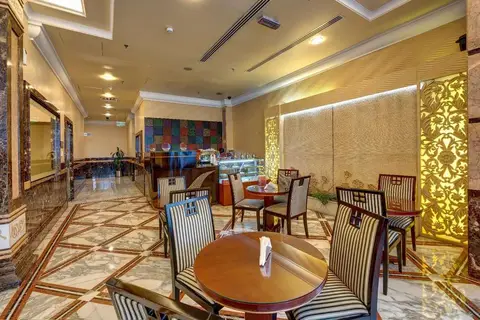 Sharjah Palace Hotel in Sharjah — foto 6