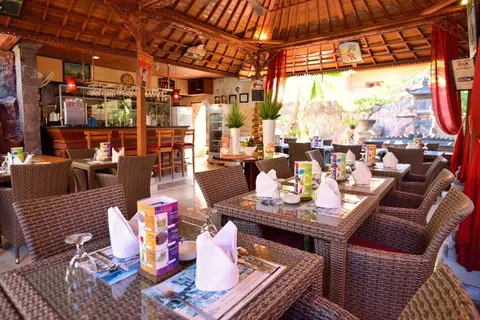 Wina Holiday Villa Kuta Bali in Kuta, Badung, Bali — foto 17