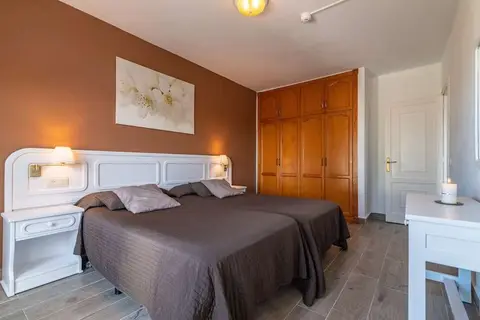 Aparthotel Neptuno in Adeje — foto 5