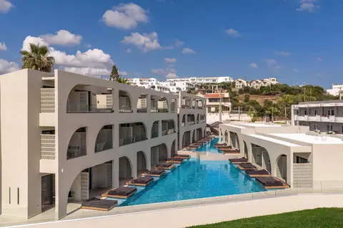 Dore suites in Agia Marina — foto 5