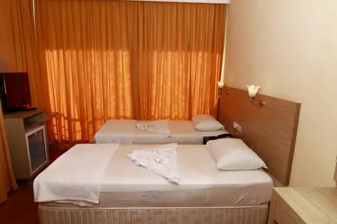 Kleopatra Bavyera Hotel in Alanya — foto 12