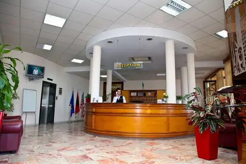 Hotel New York in Vlorë — foto 7