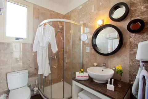 Althea Kalamies Luxury Villas in Παραλίμνι — foto 15