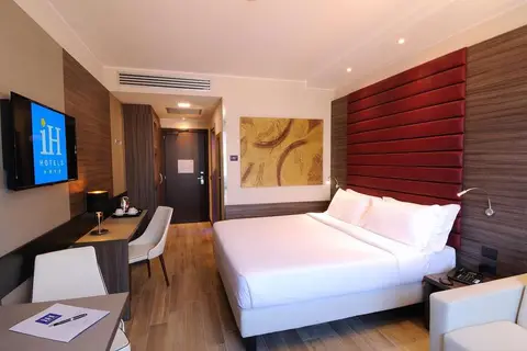 IH Hotels Milano Lorenteggio in Milaan, foto 2