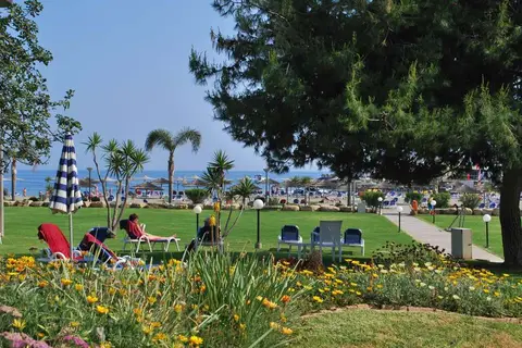 St. Raphael Resort in Limassol — foto 18