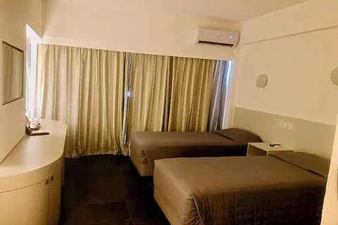 Sveltos Hotel in Oroklini — foto 16