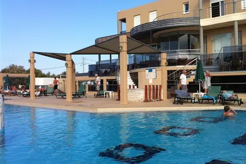 Maleme Mare Beachside Hotel in Máleme