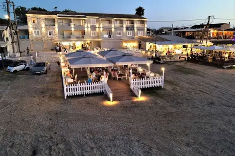 Aqua Luxury Suites Corfu in Ρόδα — foto 8