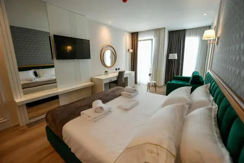 Iliad Hotel in Durrës — foto 13