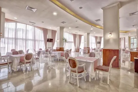 Continental Hotel in СПА център Ривиера Бийч — foto 10
