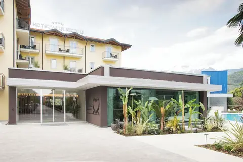 Hotel Riva del Garda Albergo Villa Nicolli in Riva del Garda — foto 22