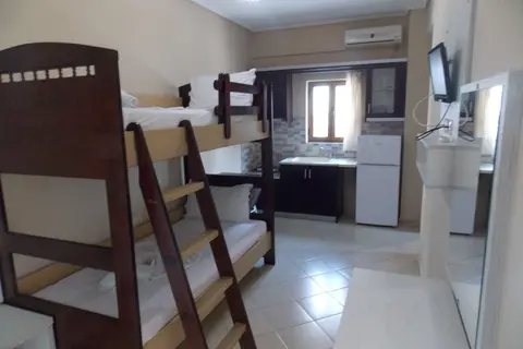 Hotel Alpha in Saranda — foto 8