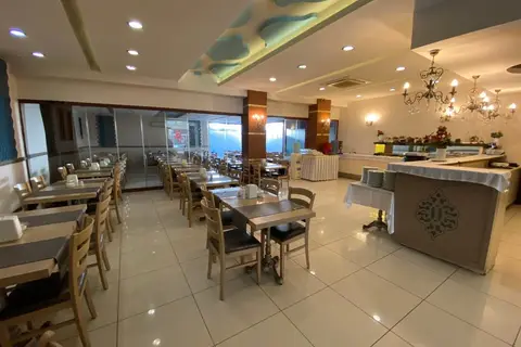 Grand Anzac Hotel in Çiğli — foto 15