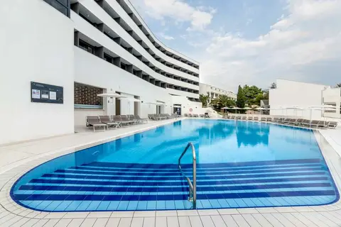 Medora Auri Family Beach Resort in Podgora — foto 2