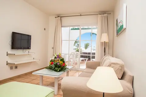 Apartamentos LIVVO Las Gaviotas in Tías — foto 23