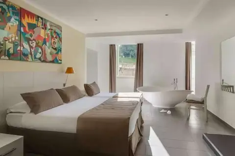 Trevi Palace Hotel in Rome