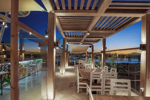 V Grand Beach Resort Sahl Hasheesh in Pyramisa Beach Resort Sahl Hasheesh, foto 16