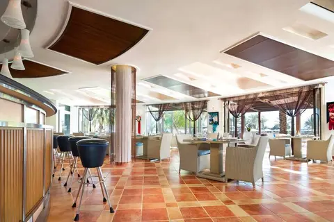 Le Meridien Al Aqah Beach Resort in Dibba — foto 7