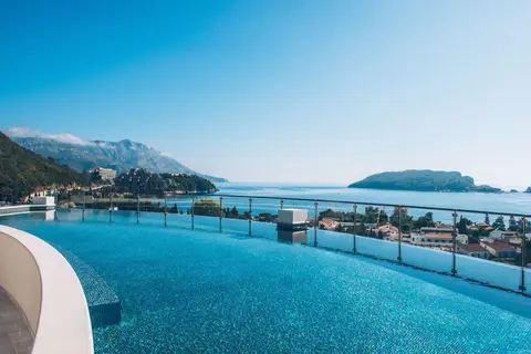 Iberostar Waves Slavija in Budva — foto 3
