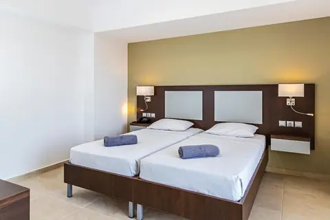 White Olive Premium Laganas in Δημοτική Ενότητα Λαγανά — foto 17