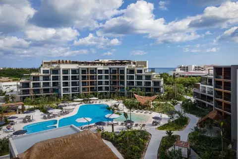 Hotel Marina El Cid Spa & Beach Resort in Puerto Morelos