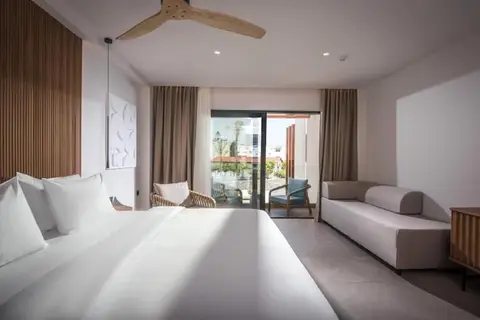 Noble Hotel Suites in Δημοτική Ενότητα Γουβών — foto 24