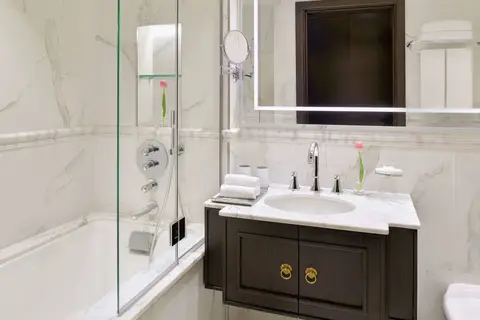 Mövenpick Hotel Bahrain in Muharrak — foto 29