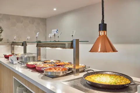 Universal Aparthotel Don Camilo in Sant Elm — foto 4