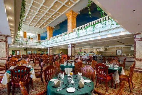 Titanic Palace in Hurghada — foto 12