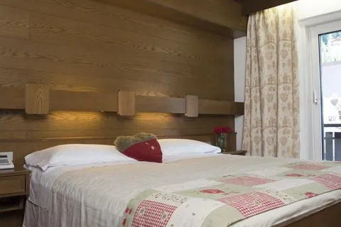 Sporthotel Enrosadira in Campitello di Fassa — foto 3
