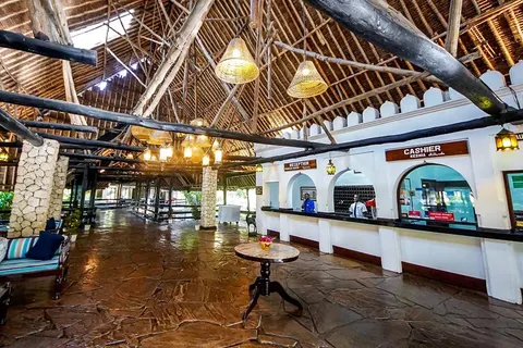 Papillon Lagoon Reef in Ukunda — foto 5