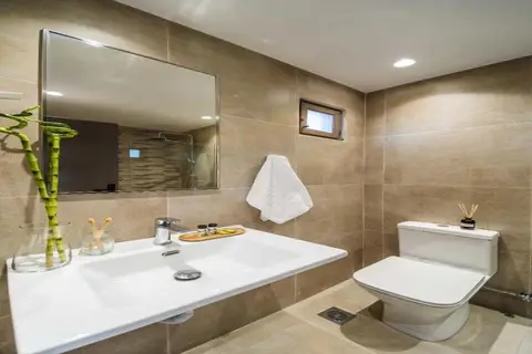 Casa Blue Hotel in Καλύβια — foto 9