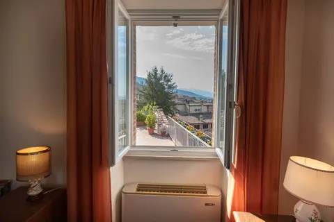 Umbra in Assisi — foto 14