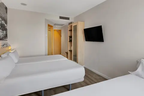 B&B HOTEL Girona 2 in Salt — foto 14