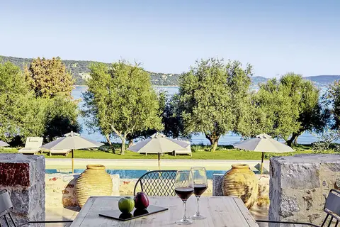 100 Rizes Luxury Seaside Resort in Βαθύ — foto 18