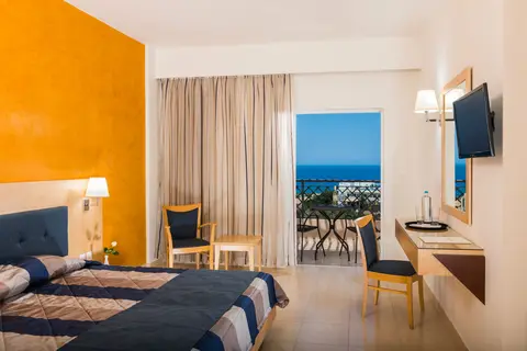 Grand Hotel Holiday Resort in Chersonissos — foto 4