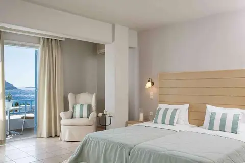 Manoulas Mykonos Beach Resort in Άγιος Ιωάννης Διακόφτης — foto 20