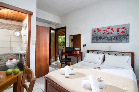 Erofili Apartments in Agia Marina, foto 12