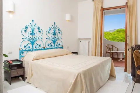 Hotel Punta Est in Baja Sardinia — foto 4