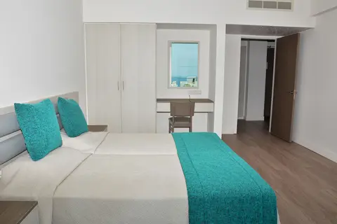 Melini Hotel Suites in Παραλίμνι — foto 8