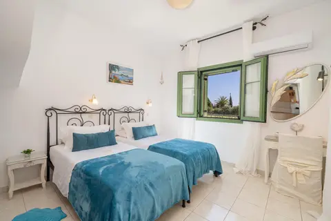 Villa's Monambeles in Ντομάτα — foto 14