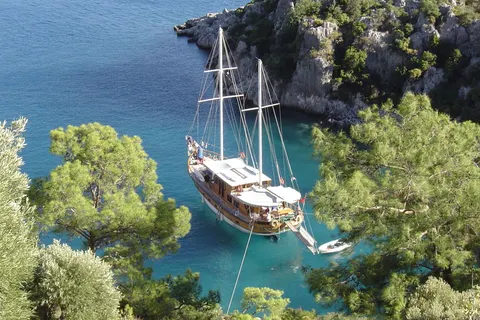 Blue Cruise & Kaila Beach Hotel in Niksar — foto 15