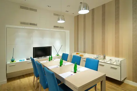 Atrium Hotel by Mellow Mood Hotels in Boedapest — foto 27
