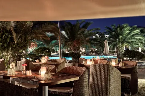 Hotel Santo Miramare Resort in Thira Municipal Unit — foto 17