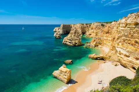 Fly & Drive Highlights of Portugal 3* in Mexilhoeira Grande — foto 4