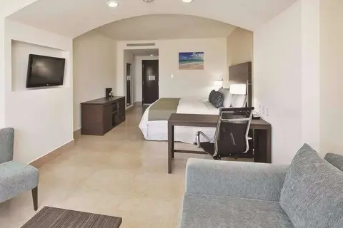 La Quinta Inn & Suites Cancun in Cancún — foto 19