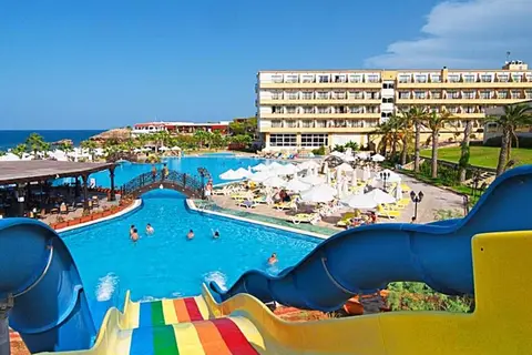 Acapulco Resort Convention & Spa in Girne — foto 19